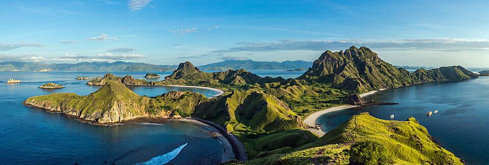 Panoramablick auf den Komodo Nationalpark..